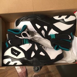 Nike Air Unlimited